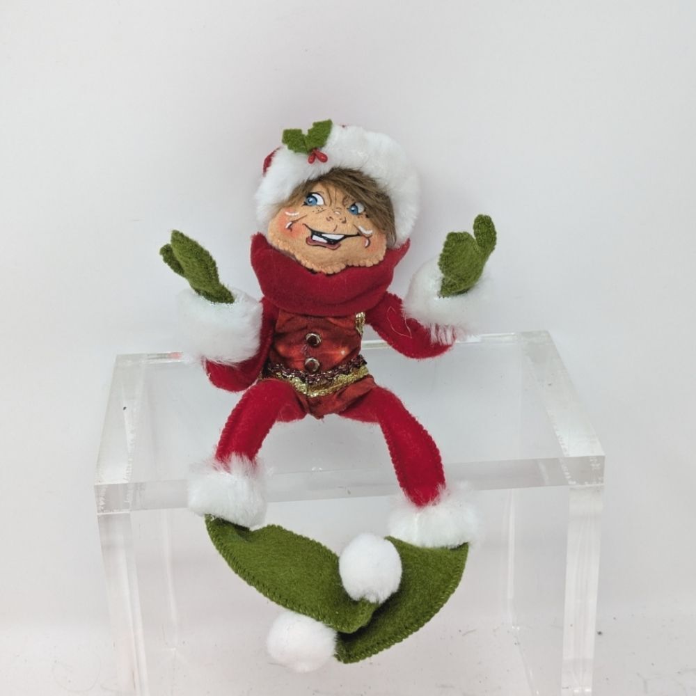 Annalee Christmas Elf Poseable Doll Red With Holly & Berries 2012, 7"